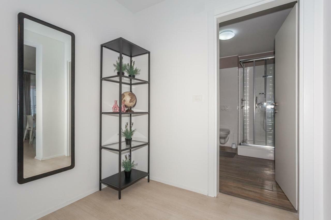 Apartmani Pocco Locco Биоград-на-Мору Экстерьер фото