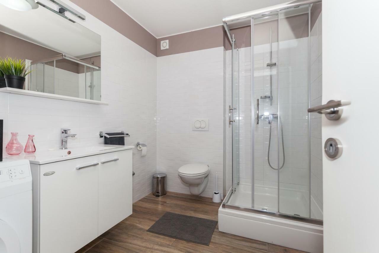 Apartmani Pocco Locco Биоград-на-Мору Экстерьер фото